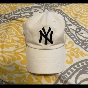 White Yankees Hat